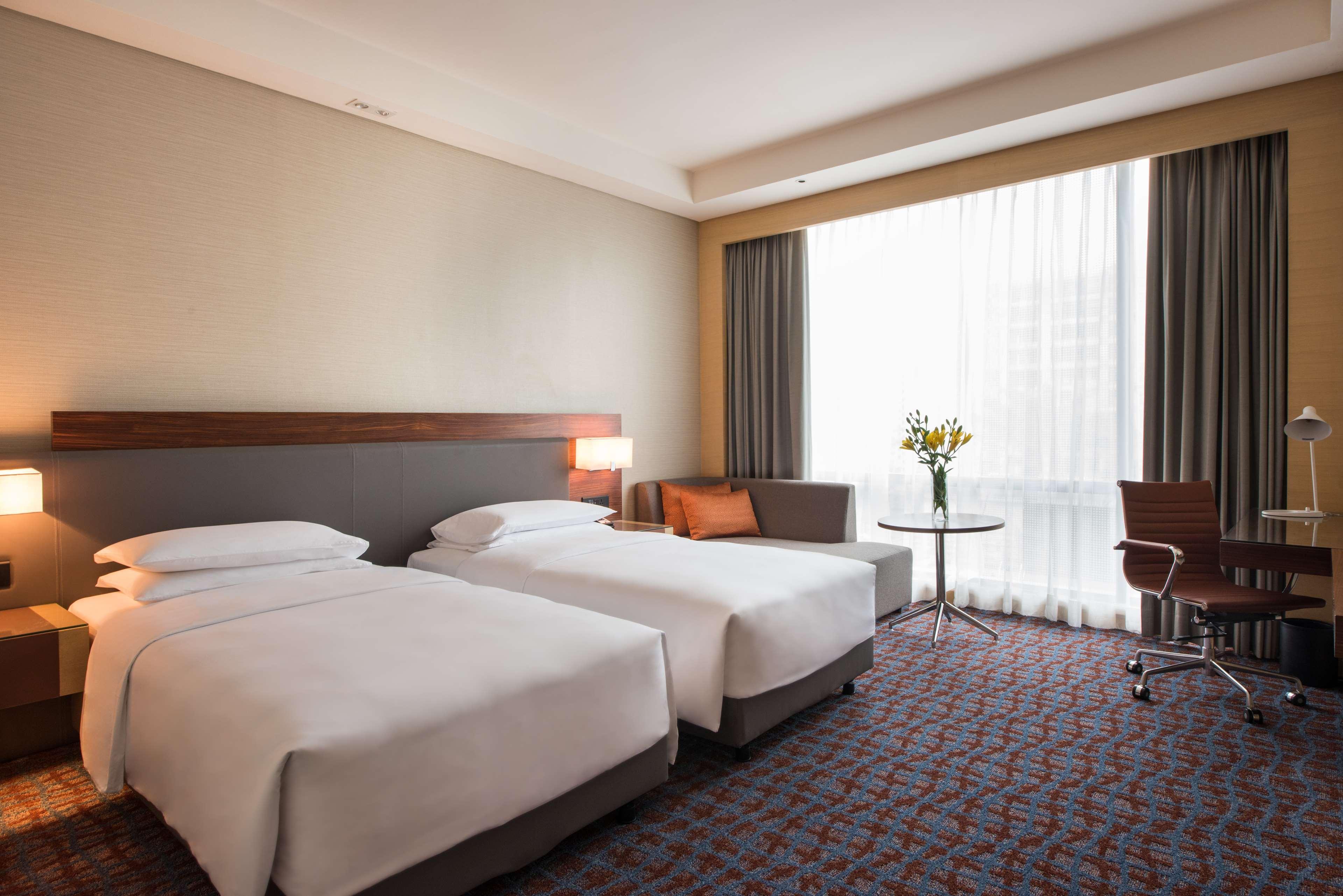 Отель Hyatt Regency Lucknow Gomti Nagar Экстерьер фото Deluxe Room
