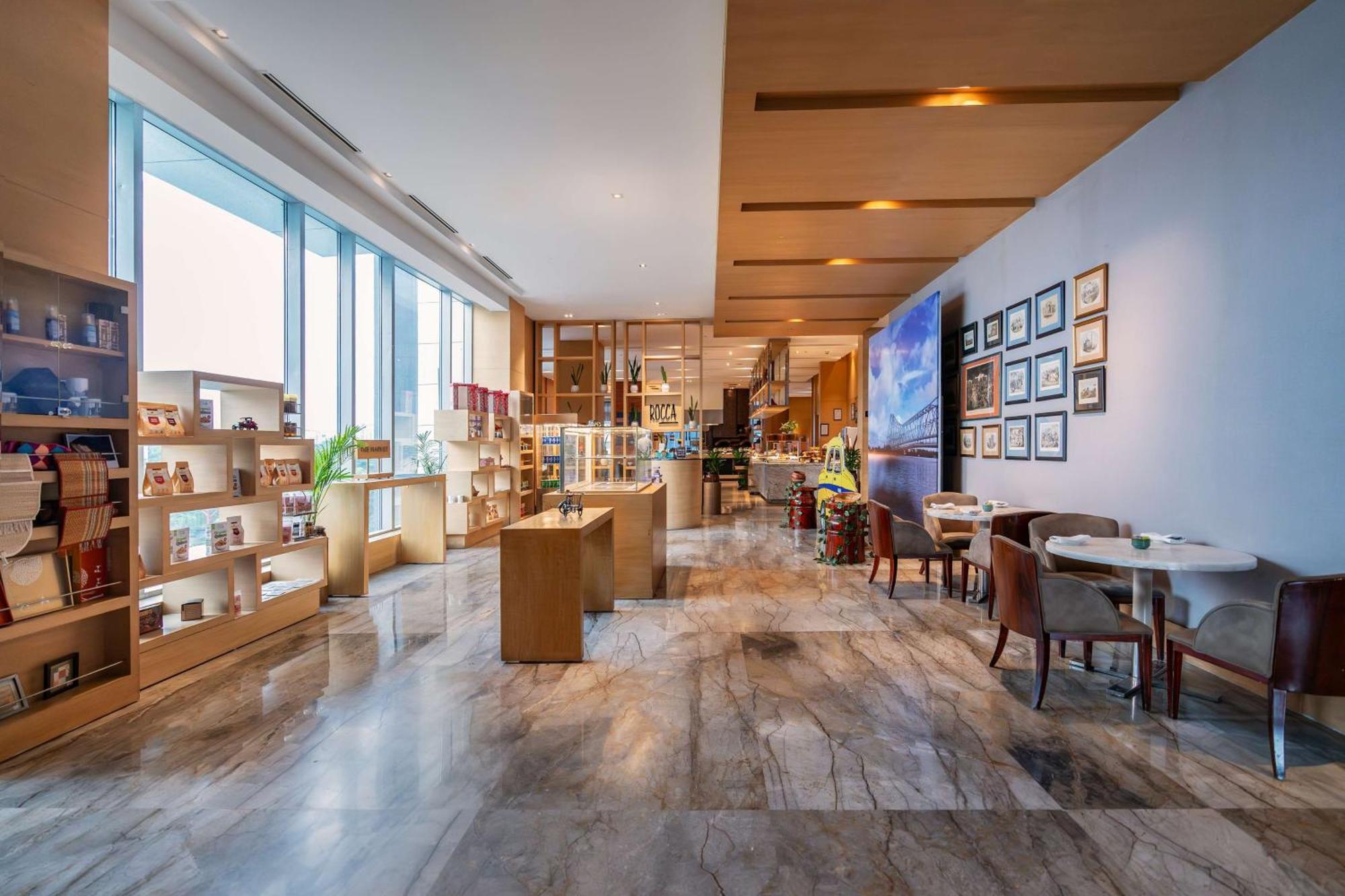 Отель Hyatt Regency Lucknow Gomti Nagar Экстерьер фото