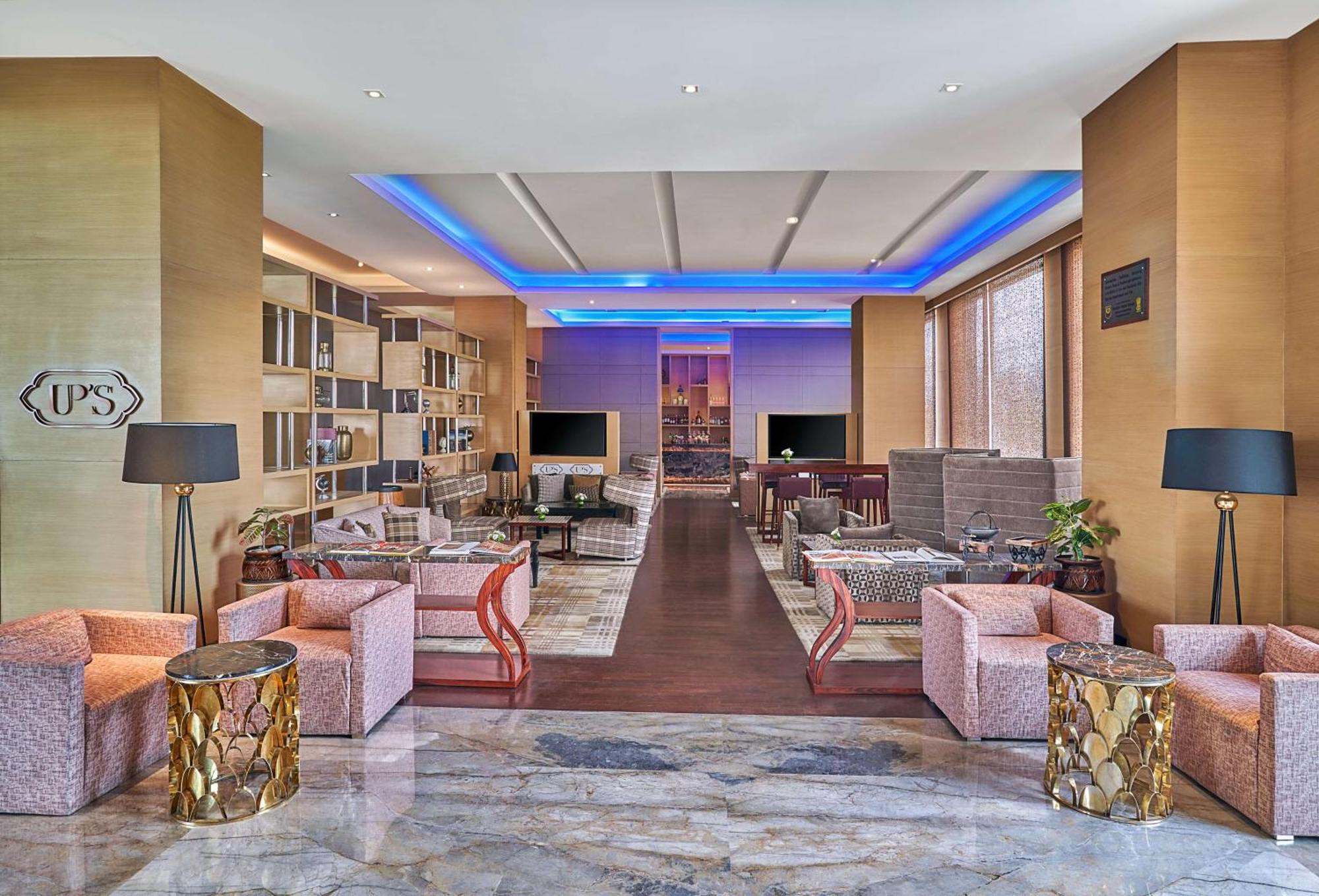 Отель Hyatt Regency Lucknow Gomti Nagar Экстерьер фото